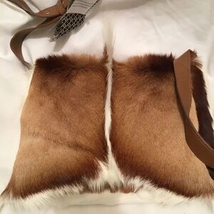Clever carriage company safari springbok bag leath